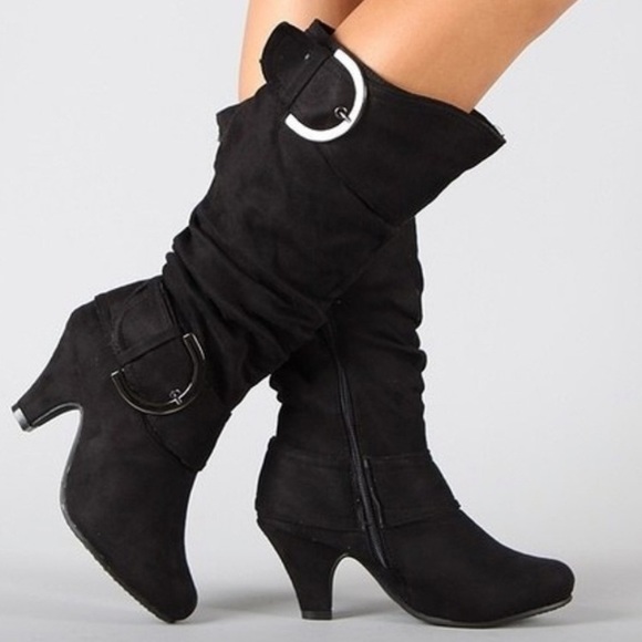 Boots - Picture 2 of 5